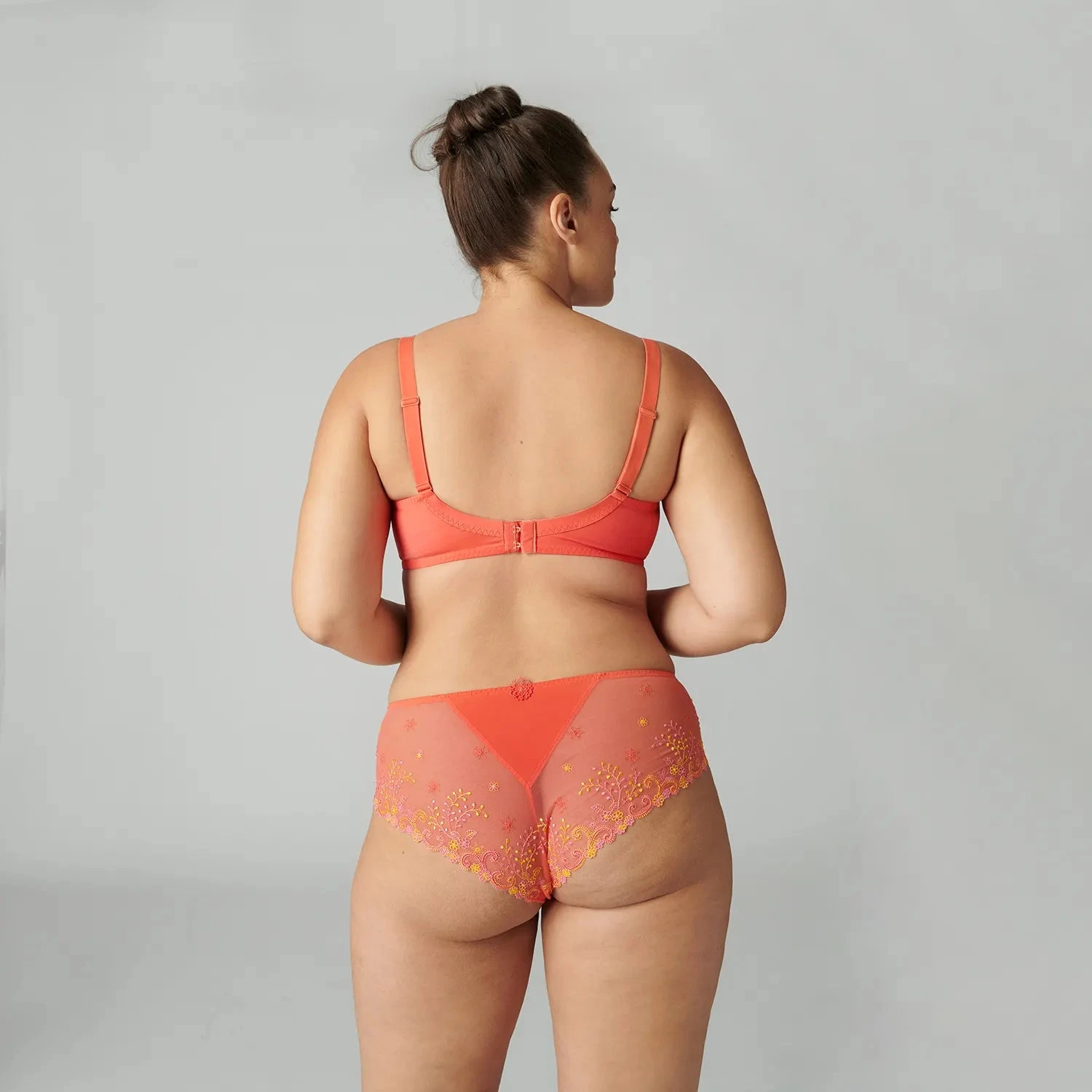 Simone Perele Soutien-gorge Triangle Emboîtant Décolleté Plongeant Délice Mango 4 Simone Perele Soutien-gorge Triangle Emboîtant Décolleté Plongeant Délice Mango – Image 2